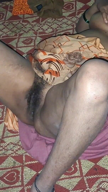 Büyük sütlü baldız içmeyi seviyor | Klip 1