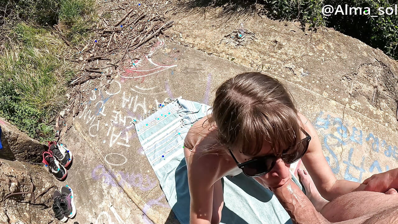 Insane Legendary Fuck on Nudist Sea Cliff: Explosive Squirt & Giant Cumshot with AlmaSol