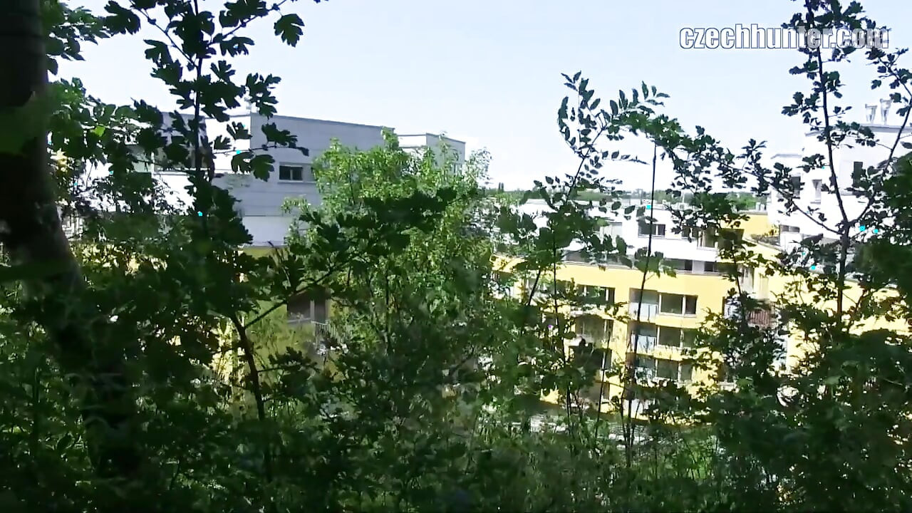 Amateur Twin Get Ass Fucked Outdoors
