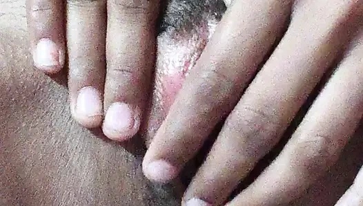 Video seksiku lagi asik nonton videoku sekarang!