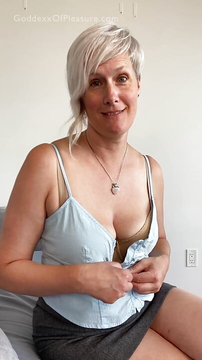 Testing Your Best Friend’s Mom If She's Hot Enough for Tinder