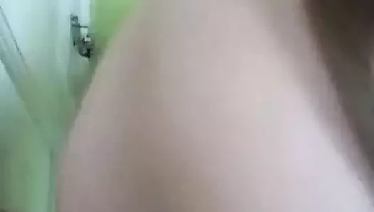 oyuncakla oynamak