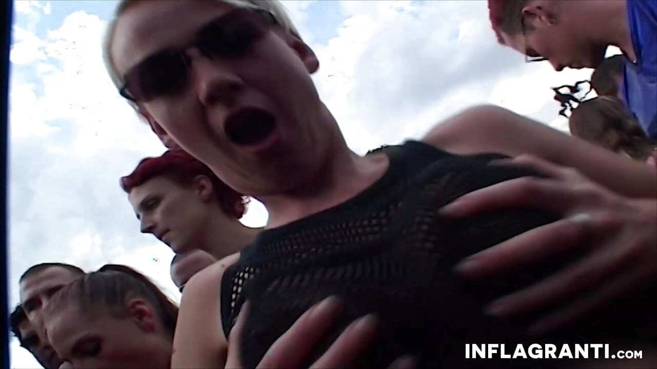 EU sluts dancing naughty in the crowds