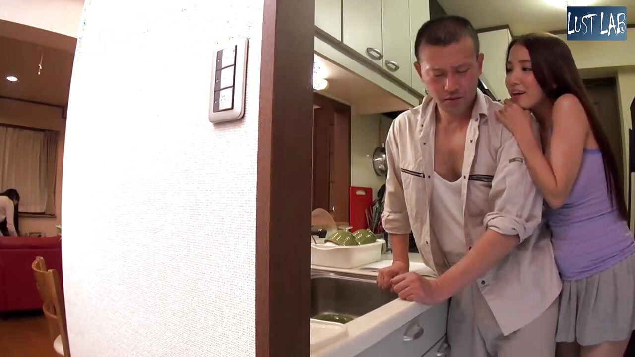 내 자지를 빠는 거유 밀프