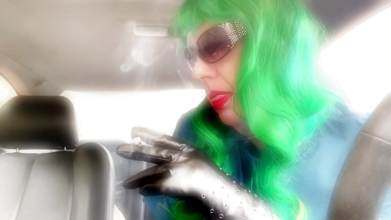 CARRO FUMANDO UM VS120 COM MINHA TECELAGEM VERDE - SIM OU NEY?