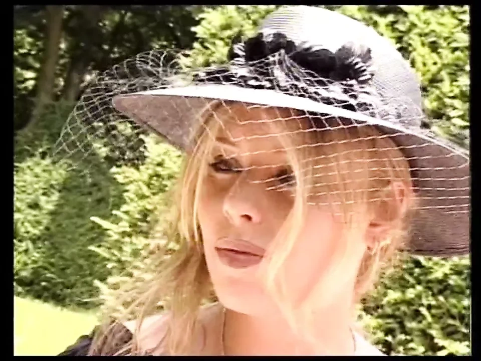 Câu chuyện về những người phụ nữ dâm đãng