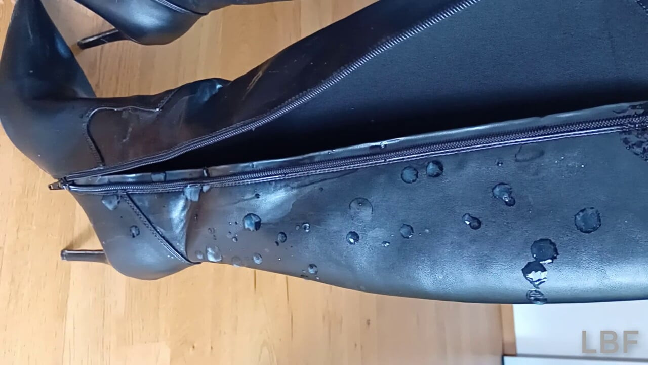minhas botas de joelhos injetadas várias vezes