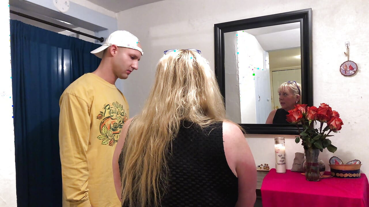 Věštkyně mu řekne, aby se přemístil