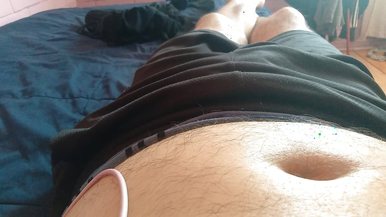 Kontol besar, pecandu seks, menunggumu di kamar tidur