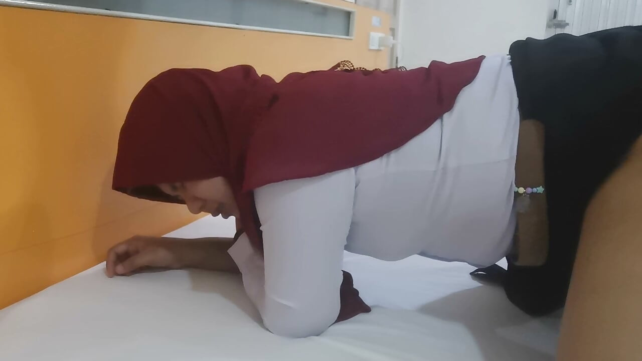 Koch aapko yah sikhaane men madad karte hain ki utsahit kaise rahen.