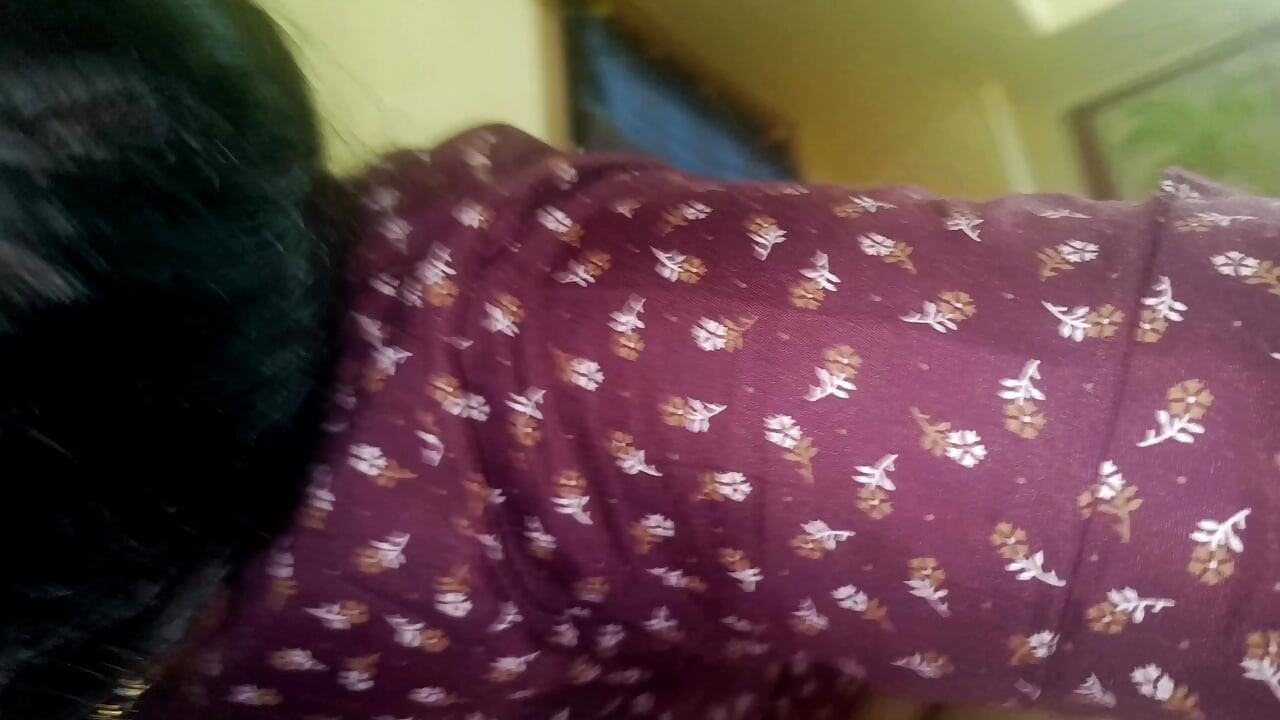 Chenniai housewife horse ride with hot blowjob