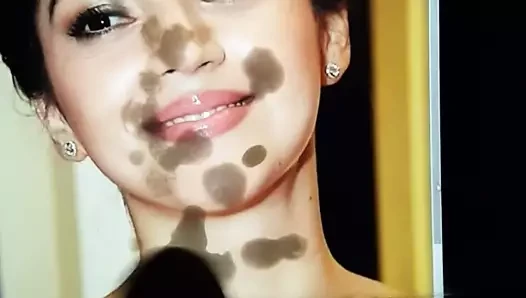 Mehreen kaur pirzada cumtribute
