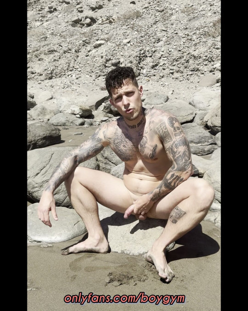 Exhibition In Public BEACH!!🥵