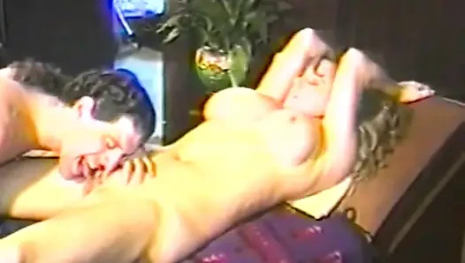 Klasik porno dvd'leri: büyük memeli hatunlar #3: bölüm 5