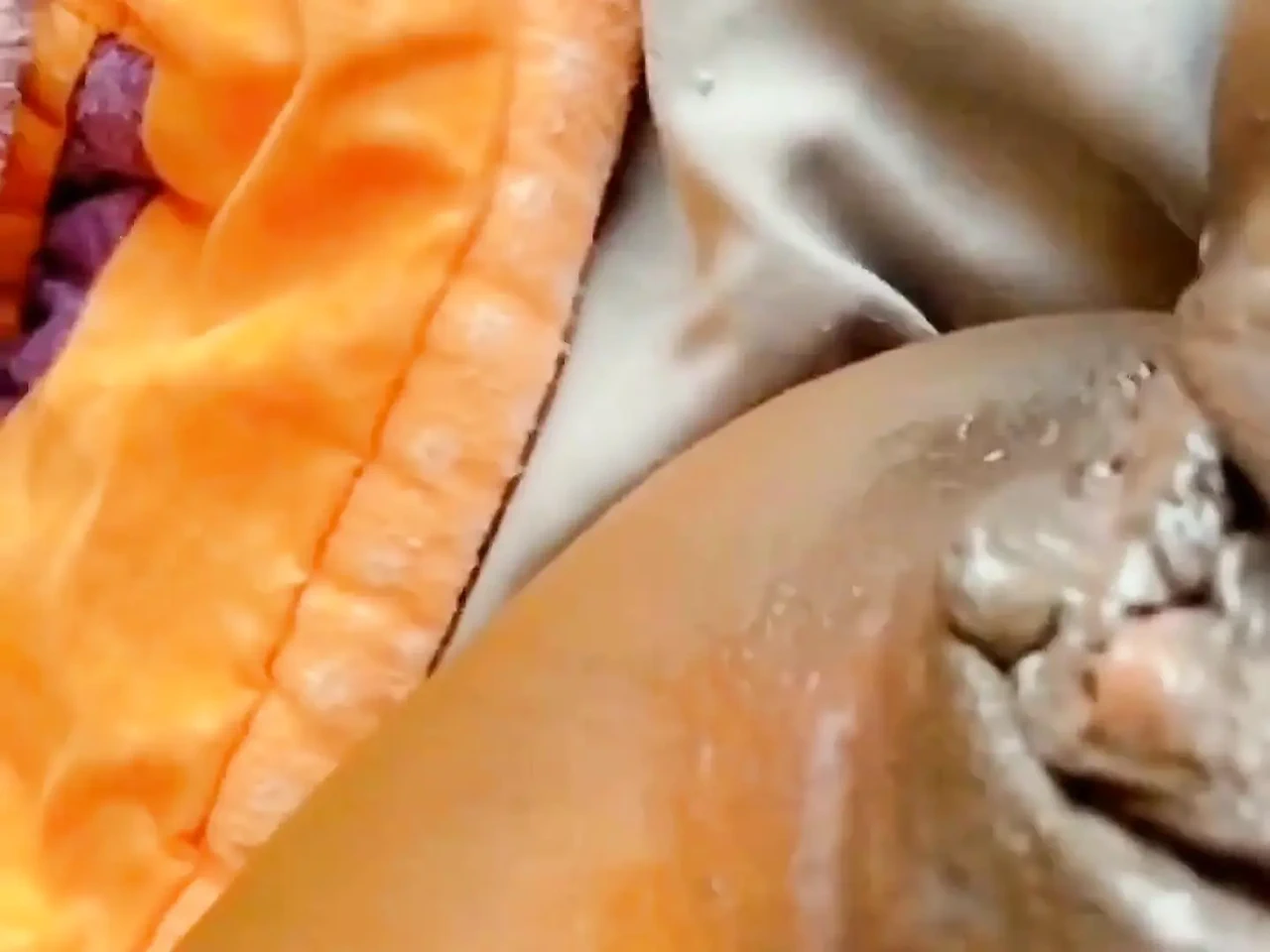 我无法承受那激烈的潮吹