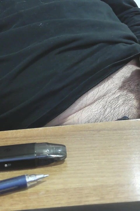 Big Italian Dick Jerk and Big Cum at Office Desk