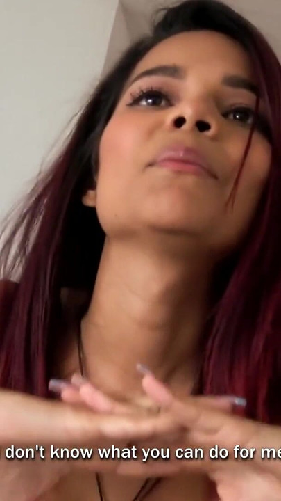 Büyük memeli latin sürtük amatör seks kasetinde büyük beyaz yarağa biniyor bakış açısı ters kovboy kız | Klip 1