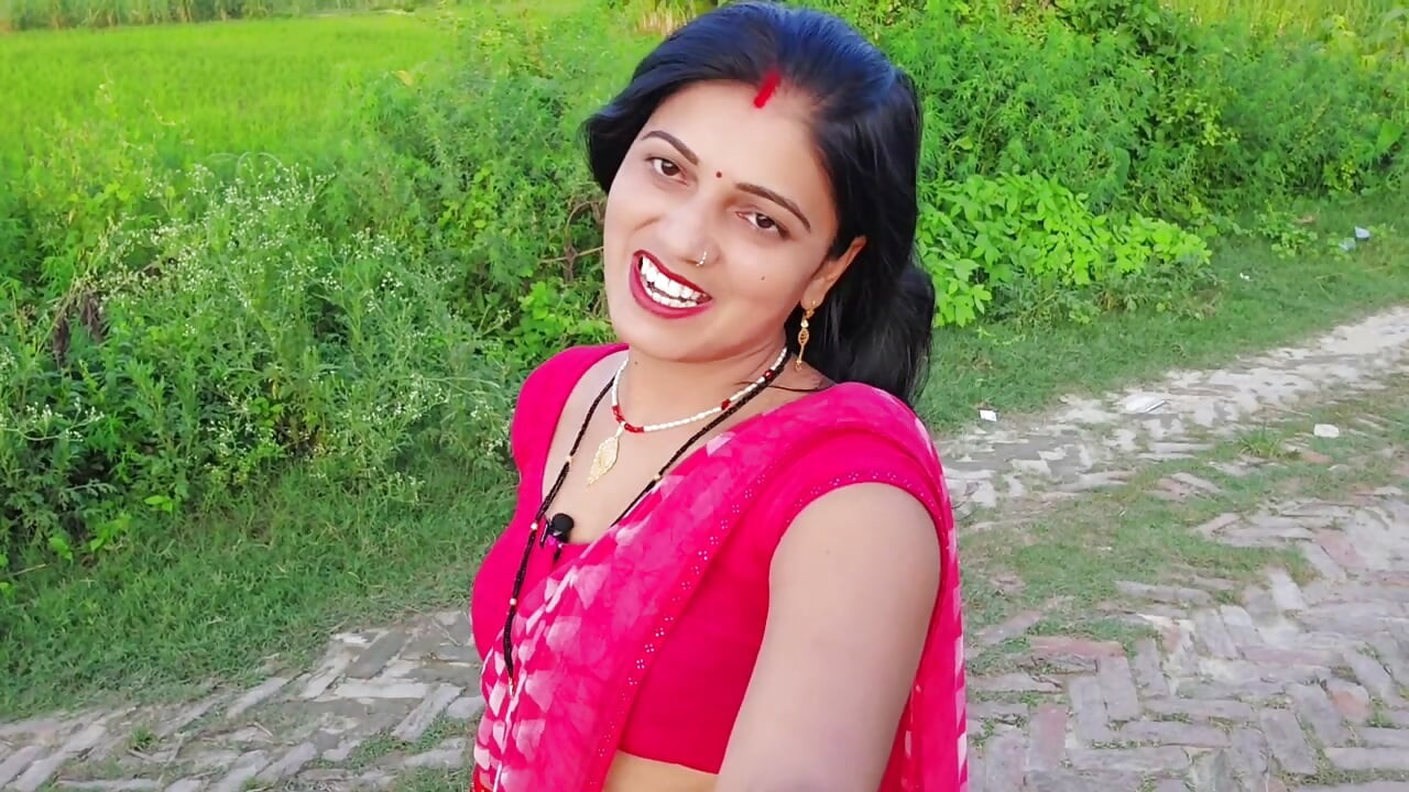 Desi innocent girl har fuck, Local Indian girl fucking video with condom