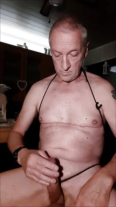 MASSIVE BIG DICK BONDAGE CUMSHOT SEXSHOW