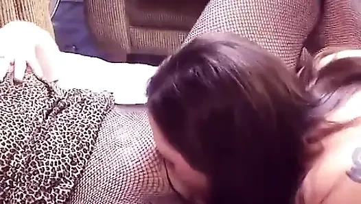 Yaşlı kadınların hala sikişmek için enerjisi var