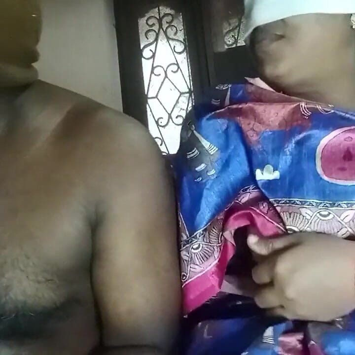 I Had Sex for the First Time with My Indian Neighbor's Aunty