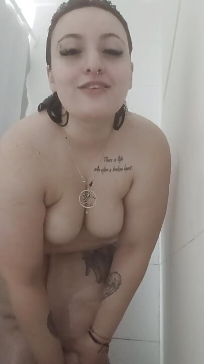 Belu takes a relaxing shower and gets excited