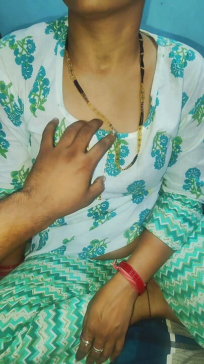 Indian kavya bhabhi sucking till cum in mouth hindi