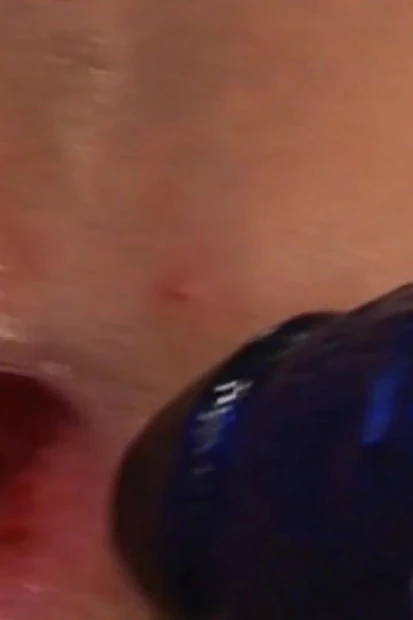 Dominating cum pulsating lesbian orgy