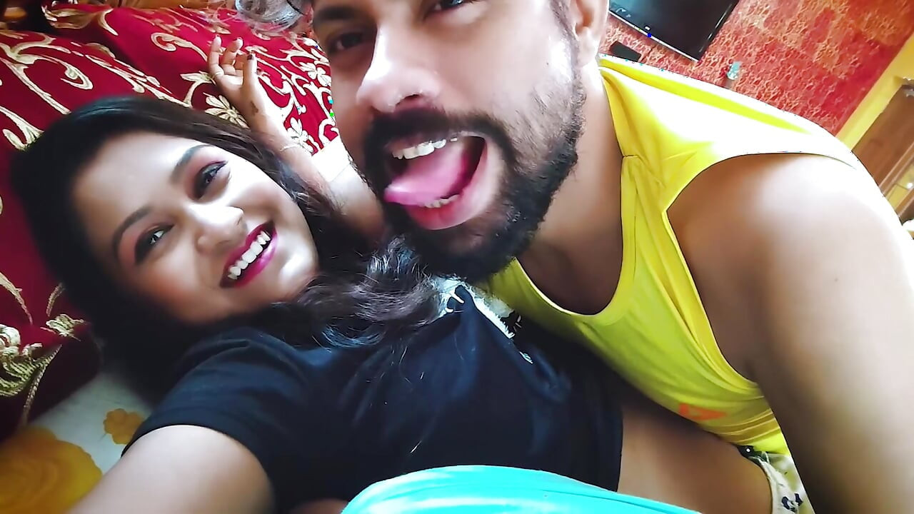 Chhoti soteli bahan vlog bnate hi sotele bhai ka land chusa