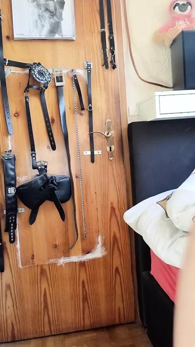 Slave Plays with Herself