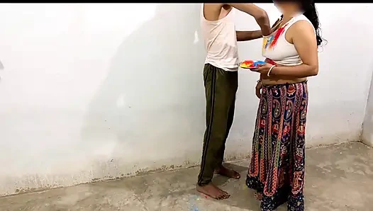 Holi khelne aayi indian bhabhi ko lund chudwa ke patak ke chod diya