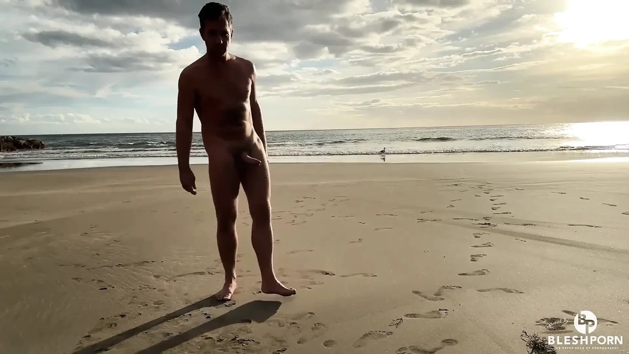 Tim Blesh Cumshot Outdoor on the Beach