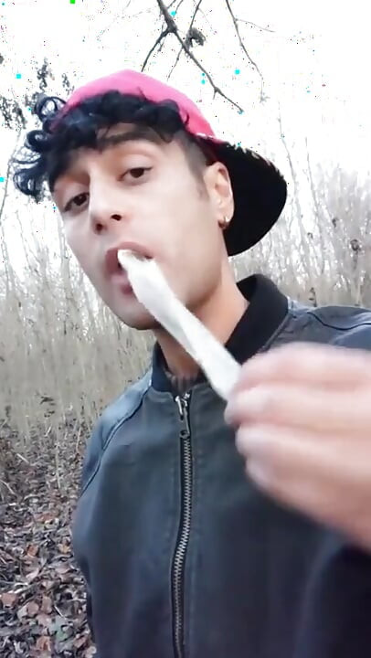 Twink Uses Cum Filled Condom After Fuck Like Bubble Gum and Puts on a Condom on His Tongue