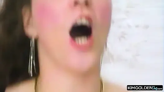 Heisser Oral und intensiver Sex mit geiler Bruenetten