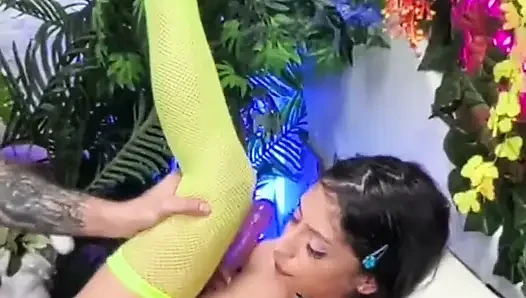 Sona bella lagi asik nyepong dan ngentot kontol sampai ngiler!