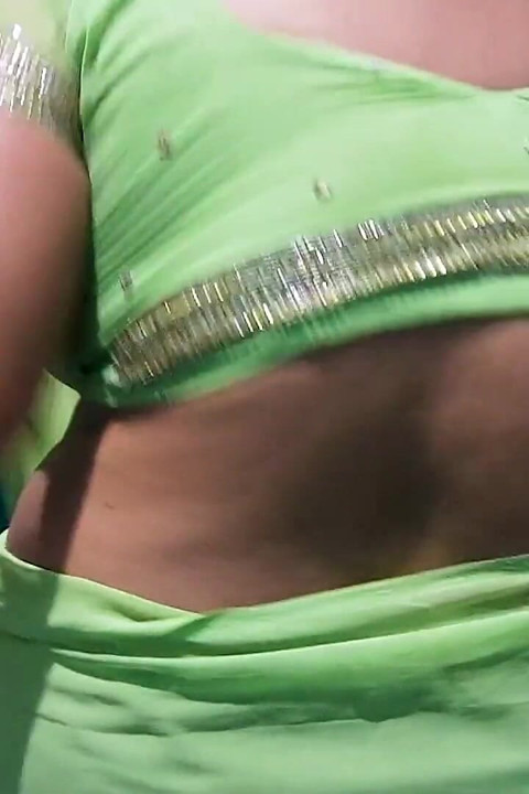 Sexy Mallu Big Boobs Bhabi Doing Work in Home - Deborji Don't Control Himself when Seeing Her