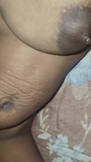 おっぱいに射精 |クリップ 1