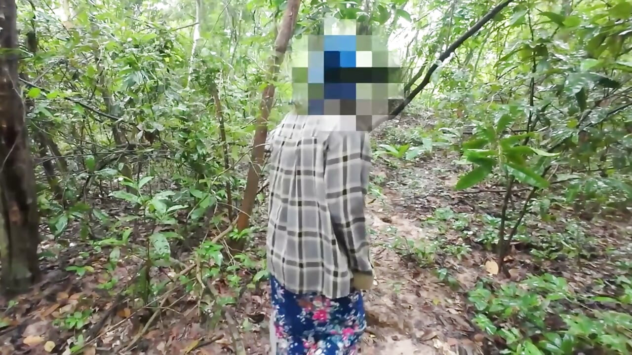 Thai Teenager Walks around Picking Mushrooms and Gets Fucked in the Pussy. Thai Audio