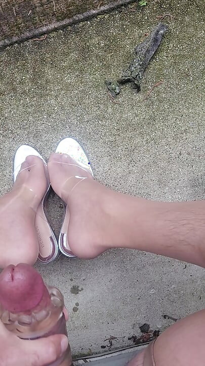Cumming on My Pretty Nylon Feet