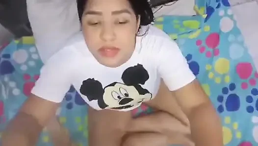 Colombian Brunette Very Tired of Her Life She Sucks the Neighbor!!