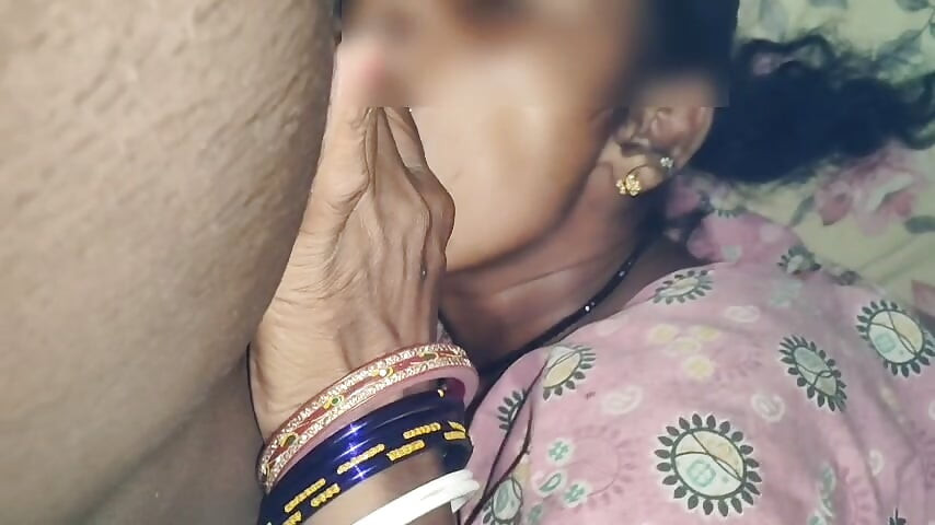 Aunty ka chut faddiya in Desi