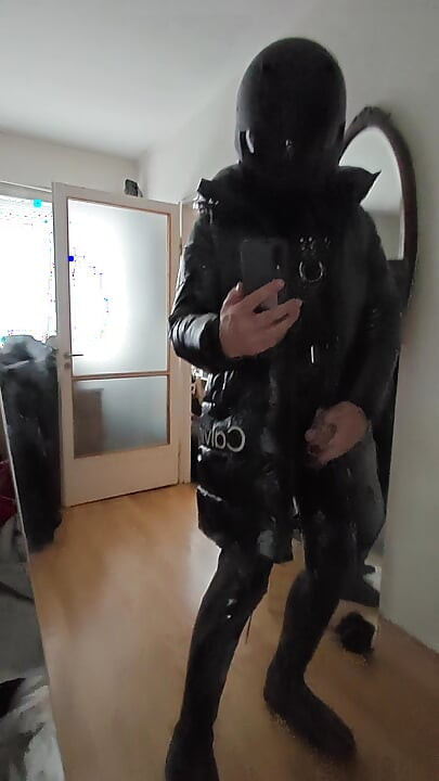 ShinySam1, lucios, costum de pisică, cizme de călărire...