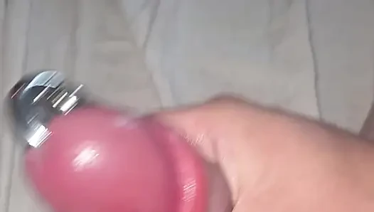 Büyük pompalanmış yarağımla oynuyorum ve boşalıyorum