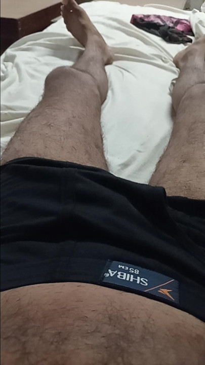 My cock looking for pussy