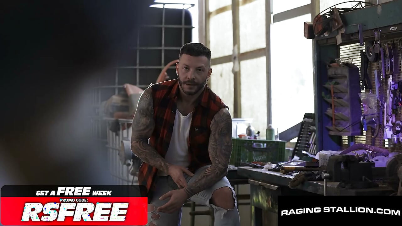 RAGING STALLION - Dato Foland Stretches Two Studs In A Hardcore Anal Threesome