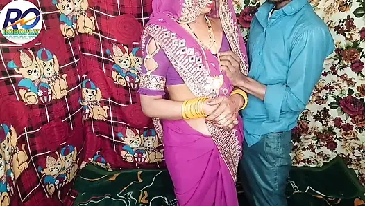 Desi sexy mausi fucked her own stepsister's stepson by becoming a mare and lifting her in the lap and putting the dick in the mouth and