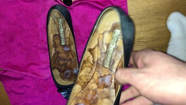Cum on GF Flat Ballerinas (9. Shot)