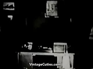 Group Sex with a Lot of Teens (1940s Vintage)