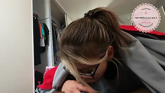 Тинка будит бойфренда грязным минетом и шлюхой со спермой