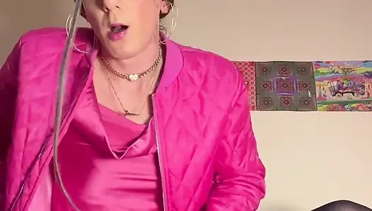 Jess Dildoya biniyor